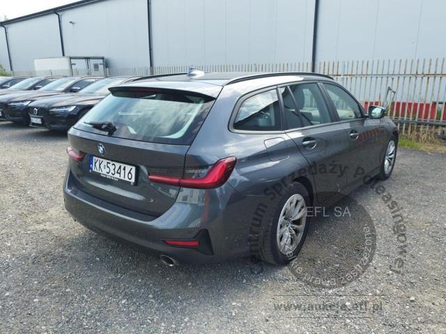 5 - BMW  Seria 3 2022r. KK53416 Pojazd znajduje się w firmie ARCTOS GROUP sp. z o.o. Al. Krakowska 7, 02-183 Warszawa