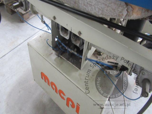 8 - Linia do prasowania odzieży - marynarek, żakietów