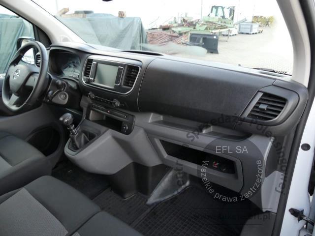 11 - Opel Vivaro 2.0 CDTI Extra Long 3,1 2022r. DW3UY18 Magnice