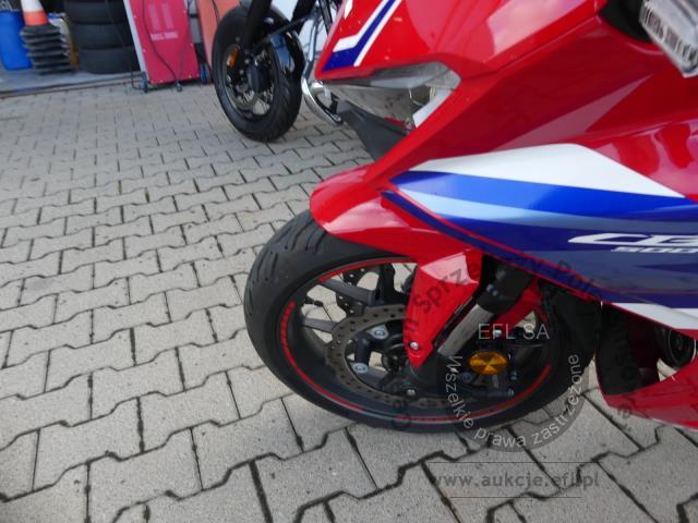 6 - HONDA CBR 500R 2025r.