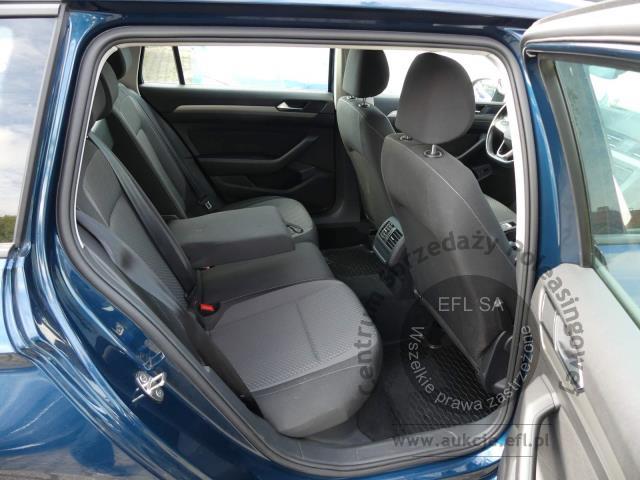 10 - Volkswagen Passat 2.0 TDI EVO Essence 2021r. PO3VN37 UWAGA!! Pojazd znajduje się w firmie AUTO MOTO CENTRUM sp. z o.o. ul. Ostrowska 328 (przy Trasie Katowickiej) 61-312 Poznań