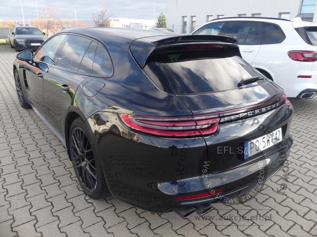 13 - PORSCHE PANAMERA 4 2.9 V-6 E-HYBRID 2018r.