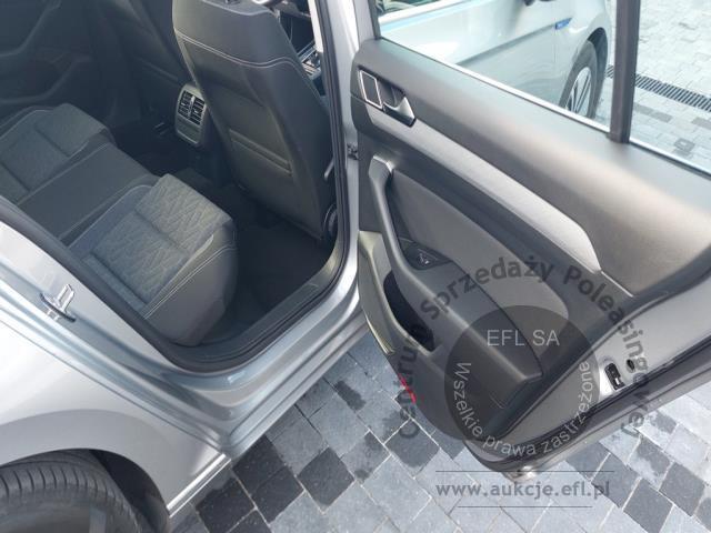 16 - Volkswagen Passat 1.4 TSI Plug-In Hybrid  2022r. SK972WT Uwaga! Pojazd znajduje się w firmie AACAR sp. z o.o. Jawornik 90, 32-400 Myślenice
