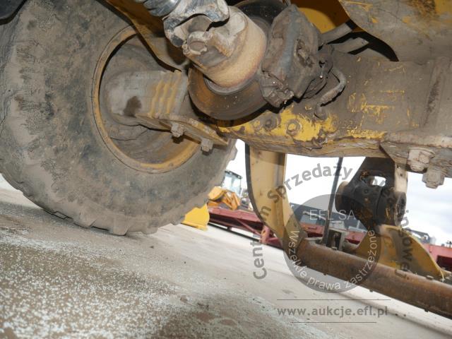 9 - Ładowarka kołowa CATERPILLAR 2008r.