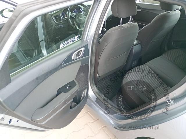 8 - KIA Ceed 1.5 T-GDI M 2023r. WZ509GS Pojazd znajduje się w firmie ARCTOS GROUP sp. z o.o. Al. Krakowska 7, 02-183 Warszawa
