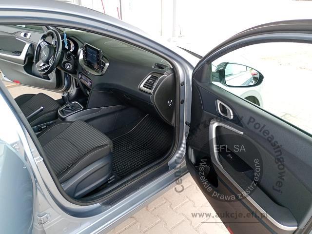 10 - KIA Ceed 1.5 T-GDI M 2023r. WZ509GS Pojazd znajduje się w firmie ARCTOS GROUP sp. z o.o. Al. Krakowska 7, 02-183 Warszawa