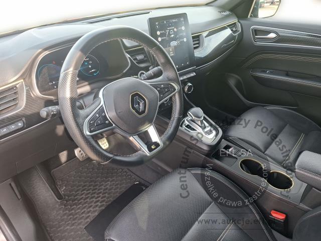 14 - RENAULT ARKANA 1.6 E-TECH ENGINEERED 2022r.