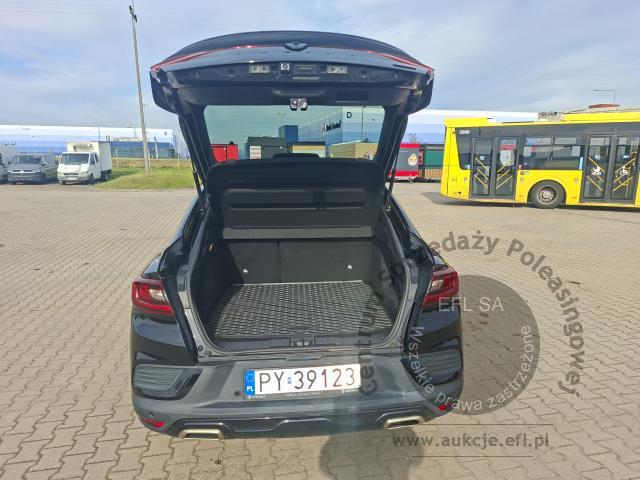 8 - RENAULT ARKANA 1.6 E-TECH ENGINEERED 2022r.