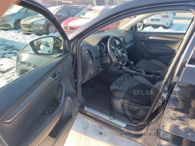 8 - SKODA Karoq 2.0 TDI SCR 4x4 Style DS 2022r. WND3960C Pojazd znajduje się w firmie AACAR sp. z o.o. Jawornik 90, 32-400 Myślenice