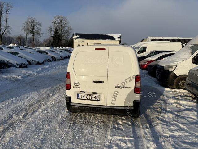 3 - Toyota Proace City 1.5 D-4D Standard  2022r. DW8TE40 Pojazd znajduje się w firmie MDM AUTO sp. z o.o. ul. Zawodników 1, 80-729 Gdańsk