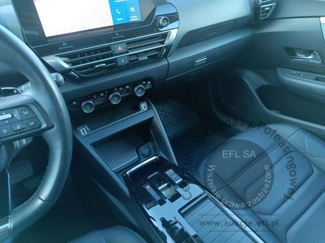 17 - CITROEN C4 X 1.2 PT 130 EAT8 SHINE 2023r.