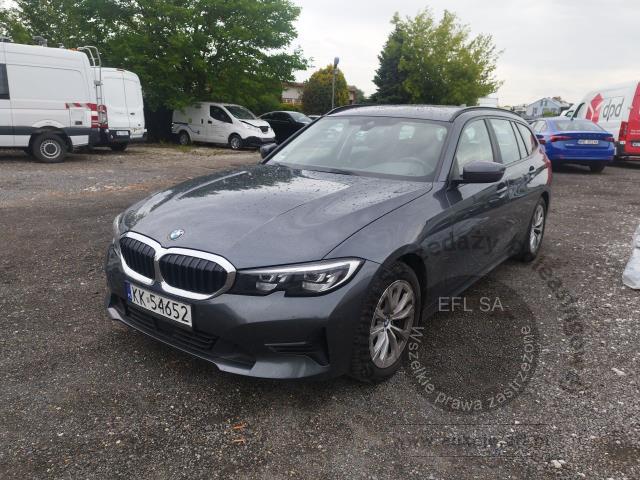 1 - BMW 318i aut 2022r. KK54652 Pojazd znajduje się w firmie ARCTOS GROUP sp. z o.o. Al. Krakowska 7, 02-183 Warszawa
