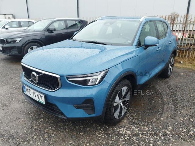 1 - Volvo XC40 B3 Core aut Kombi  2022r. WND1947C Pojazd znajduje się w firmie ARCTOS GROUP sp. z o.o. Al. Krakowska 7, 02-183 Warszawa