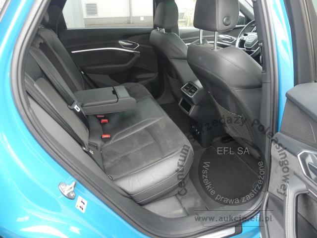 11 - AUDI E-TRON SPORTBACK 55 QUATTRO 2020r.