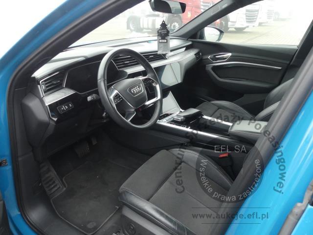 7 - AUDI E-TRON SPORTBACK 55 QUATTRO 2020r.