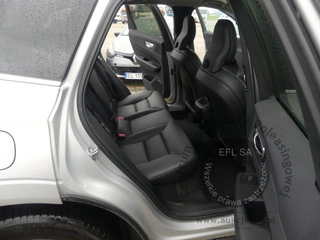 11 - Volvo XC60 B4 B Momentum Pro Automat 2021r. DW4PK95 Magnice