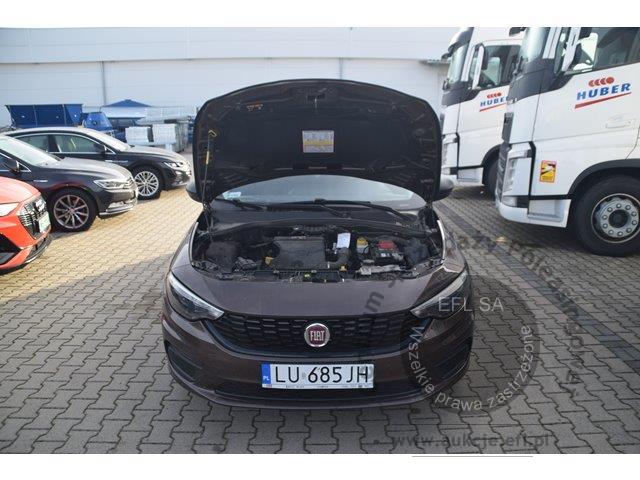 3 - FIAT TIPO 1.4 95KM 2018r.