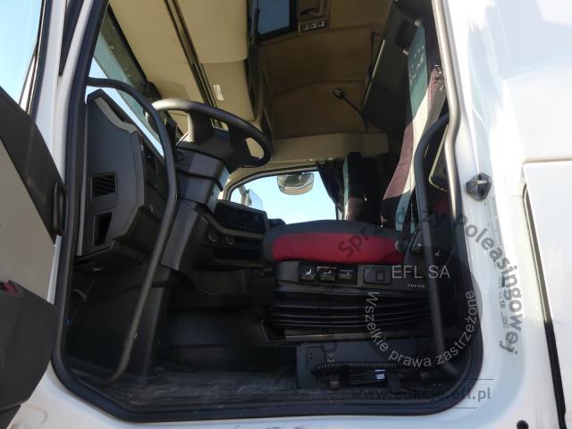7 - VOLVO FH 460 LNG 4X2 AUTOMAT 2019r.