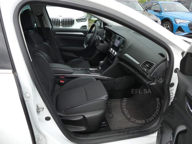 8 - Renault Megane 1.5 Blue dCi Intens EDC 2022r. DW8RM67 Pojazd znajduje się w firmie ARCTOS GROUP sp. z o.o. Al. Krakowska 7, 02-183 Warszawa