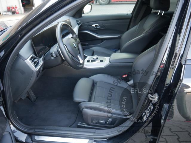 7 - BMW 318i Automat Sedan 2024r. DW4YX67 Pojazd znajduje się w firmie ARCTOS GROUP sp. z o.o. Al. Krakowska 7, 02-183 Warszawa