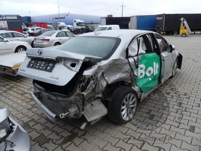 17 - TOYOTA COROLLA 1.8 HYBRID SEDAN LPG 2021r.