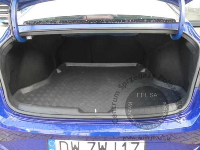 9 - Hyundai Elantra 1.6 Smart CVT Sedan 2023r. DW7WJ17 Magnice