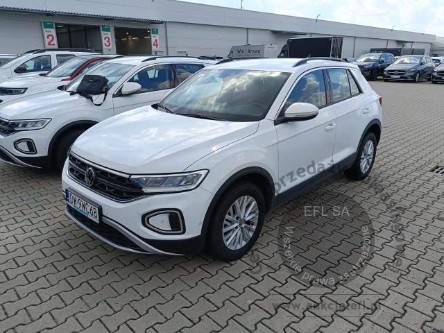 1 - Volkswagen T-ROC 1.5 TSI Life Hatchback 2023r. DW9WC68 Magnice