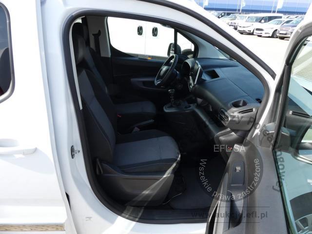 7 - TOYOTA PROACE CITY VERSO 1.5 D-4D  2023r.