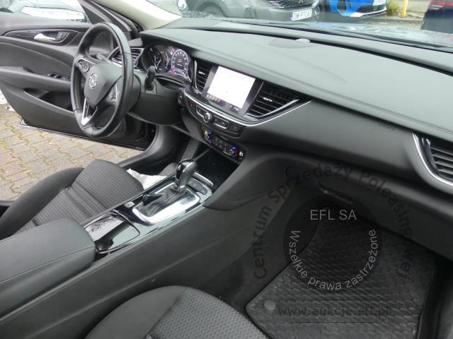 10 - Opel Insignia 2.0 CDTI Elegance S&amp;S 2022r. PY20836 Pojazd znajduje się w firmie AUTO MOTO CENTRUM sp. z o.o. ul. Ostrowska 328 (przy Trasie Katowickiej) 61-312 Poznań