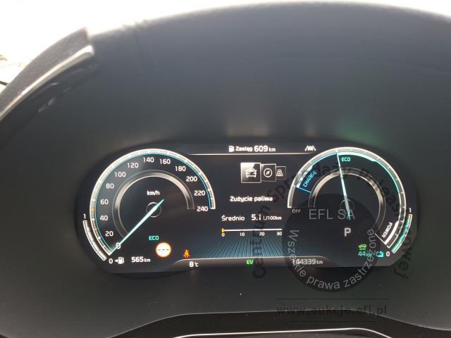 11 - Kia Ceed 1.6 GDI PHEV L DCT 2021r. DW5NC19 Magnice