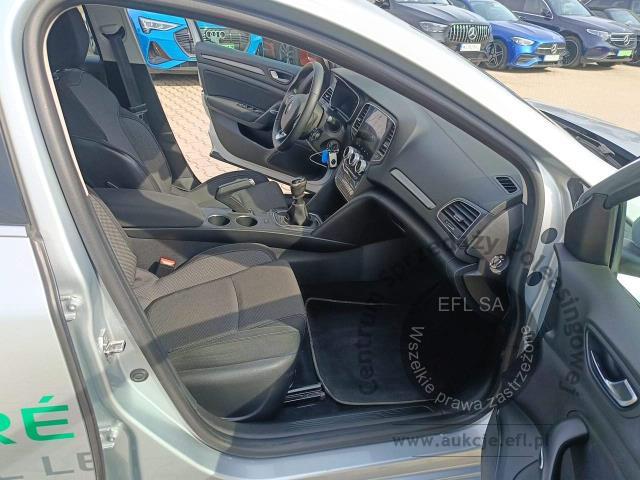 8 - Renault Megane 1.3 TCe FAP Equilibre 2022r. DW9VA75 Magnice