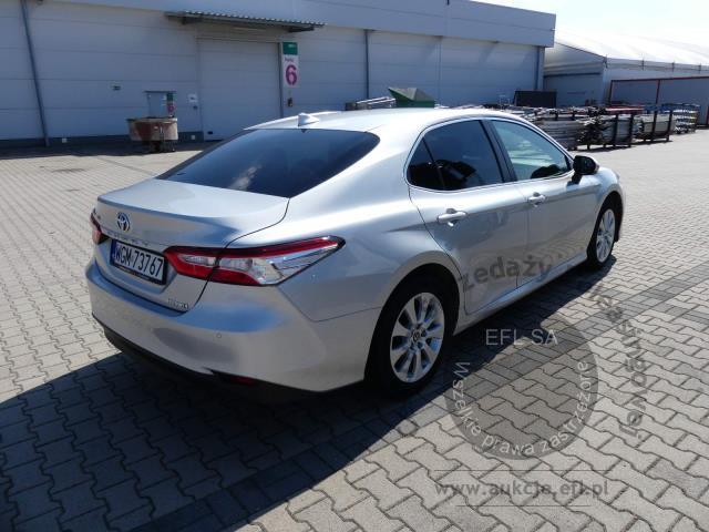 13 - TOYOTA CAMRY 2.5 VVT-I+H E-CVT  2019r.