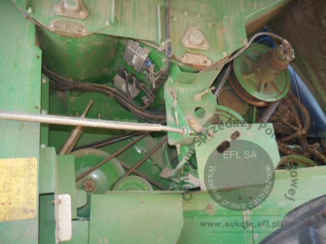 19 - EFL Finance Kombajn zbożowy John Deere  W550 2013r z hederem.