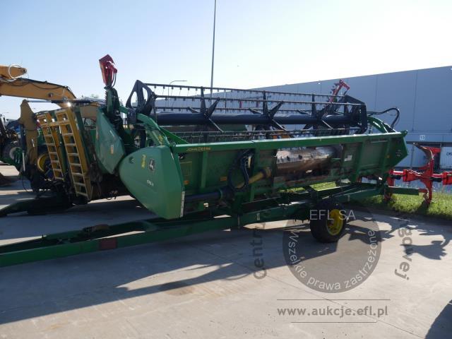 35 - EFL Finance Kombajn zbożowy John Deere  W550 2013r z hederem.