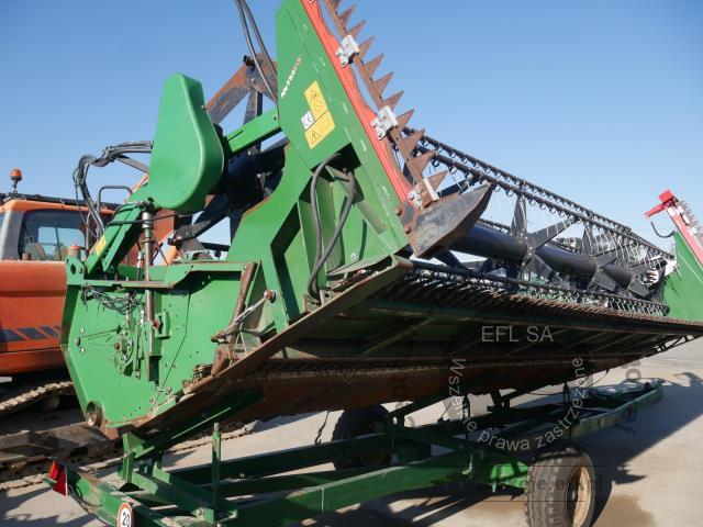 43 - EFL Finance Kombajn zbożowy John Deere  W550 2013r z hederem.