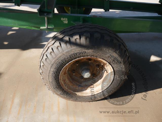 44 - EFL Finance Kombajn zbożowy John Deere  W550 2013r z hederem.