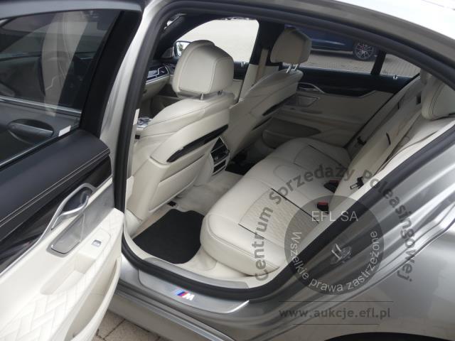 10 - BMW 750I XDRIVE 2021r.