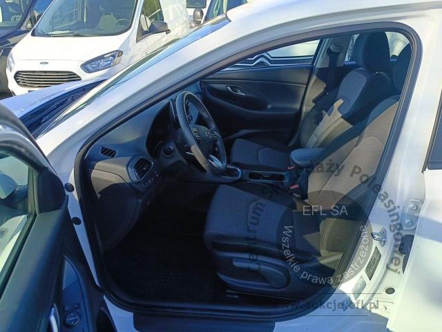 6 - Hyundai i30 1.0 T-GDI Modern 2022r. WND0824C UWAGA!! Pojazd znajduje się w firmie AUTO MOTO CENTRUM sp. z o.o. ul. Ostrowska 328 (przy Trasie Katowickiej) 61-312 Poznań