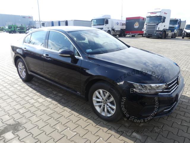 4 - Volkswagen Passat 1.5 TSI EVO Business 2022r. DW9SH62 Magnice