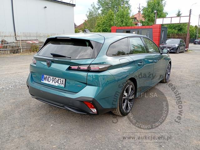 6 - Peugeot 308 1.6 Hybrid Active Pack EAT 2022r. WND9043A Pojazd znajduje się w firmie ARCTOS GROUP sp. z o.o. Al. Krakowska 7, 02-183 Warszawa