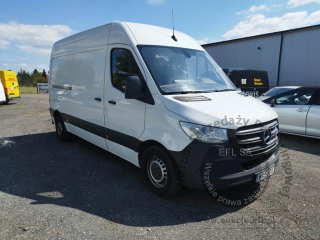 2 - Mercedes Sprinter 314 CDI FWD 910.633 9 2020r. WX5601C Pojazd znajduje się w firmie ARCTOS GROUP sp. z o.o. Al. Krakowska 7, 02-183 Warszawa