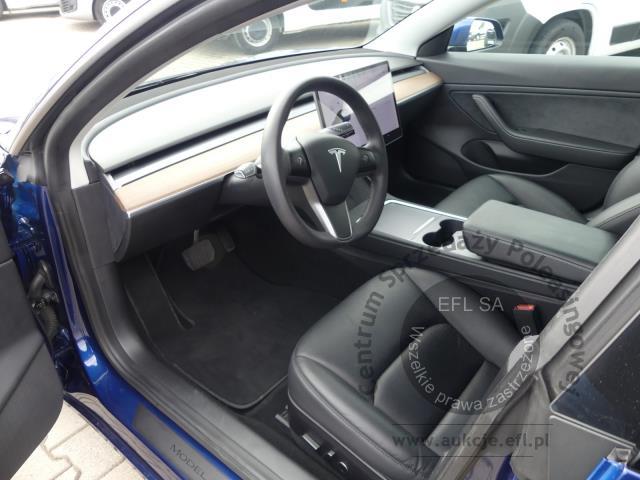 4 - TESLA 3 DUAL MOTOR LONG RANGE 2021r.