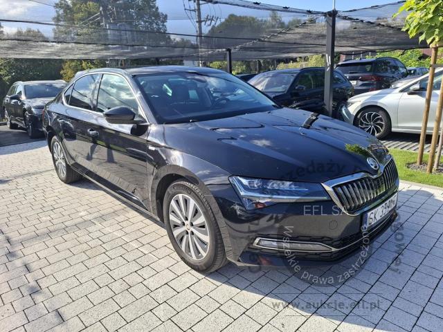 3 - SKODA SUPERB 2023r. SK359YF Pojazd znajduje się w firmie AACAR sp. z o.o. Kasztanowa 5, 32-400 Jawornik