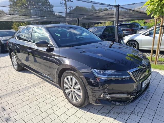 9 - SKODA SUPERB 2023r. SK359YF Pojazd znajduje się w firmie AACAR sp. z o.o. Kasztanowa 5, 32-400 Jawornik