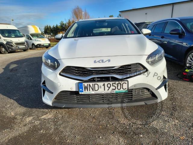 6 - Kia  Cee'd  2022r. WND1950C Pojazd znajduje się w firmie ARCTOS GROUP sp. z o.o. Al. Krakowska 7, 02-183 Warszawa