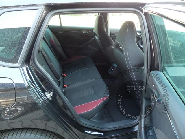9 - EFL Finance SKODA KAMIQ 1.5 TSI 150KM MONTE CARL 2023r.