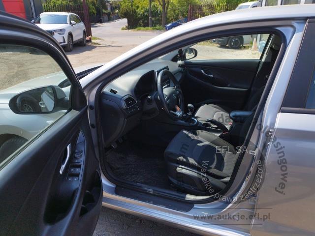 7 - Hyundai i30 1.5 DPI Classic + 2021r. DW2NY29 UWAGA!! Pojazd znajduje się w firmie ARCTOS GROUP sp. z o.o. Al. Krakowska 7, 02-183 Warszawa