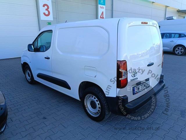 3 - Toyota Proace City 1.5 D-4D Standard  2022r. DW3TW29 Magnice