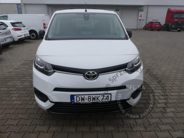 6 - Toyota Proace City Verso 1.5 D-4D 2023r. DW8WK74 Magnice