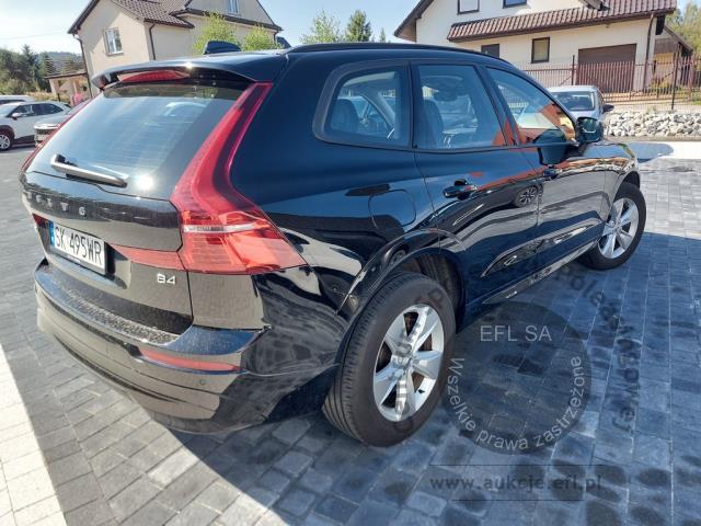 3 - Volvo XC 60 B4 D Essential aut Komb 2022r. SK495WR Uwaga! Pojazd znajduje się w firmie AACAR sp. z o.o. Jawornik 90, 32-400 Myślenice